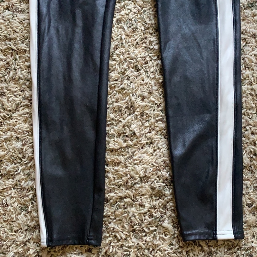 SPANX Faux Leather Side Stripe Leggings - Picture 8 of 15